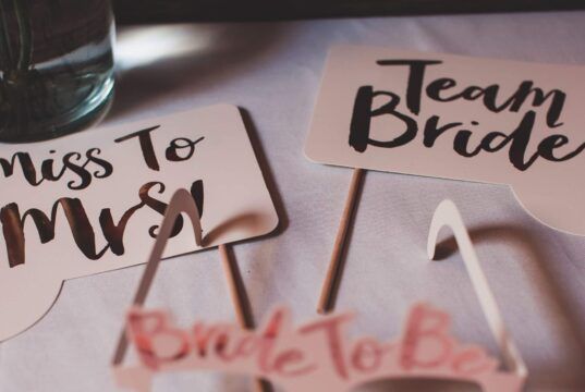 10 Things That Should be on Your Bridal shower Checklist 10 Things That Should be on Your Bridal shower Checklist