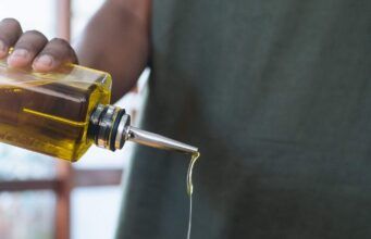 6 Health Benefits of Coconut Oil 6 Evidence-Based Health Benefits of Coconut Oil