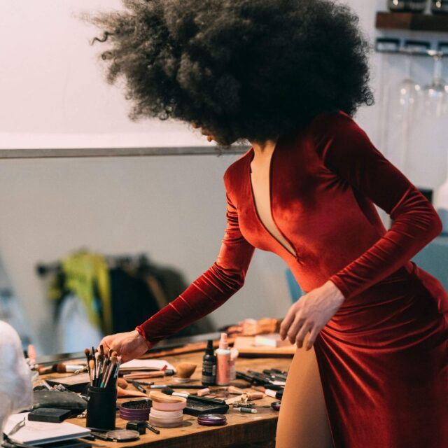 New Secret to Long-Lasting Makeup