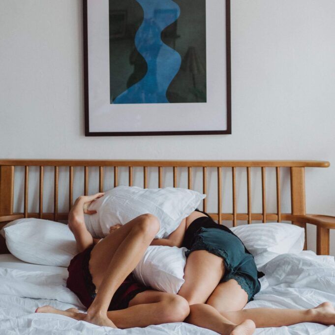 Which Type of Girl is Best in Bed? Find out Which type of girl is best in bed? Find out