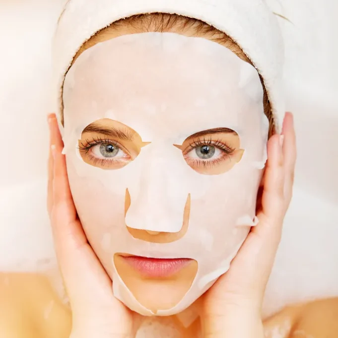 Clarins V-Facial Instant Depuffing Face Mask Clarins V-Facial Instant Depuffing Face Mask