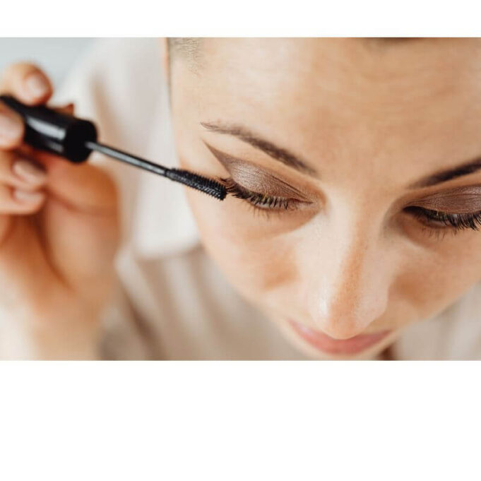 How To Make Fake Lashes Look Real How To Make Fake Lashes Look Real