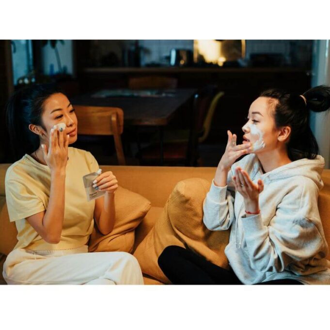 5 Nourishing DIY Masks for Dry Skin 5 Nourishing DIY Masks for Dry Skin