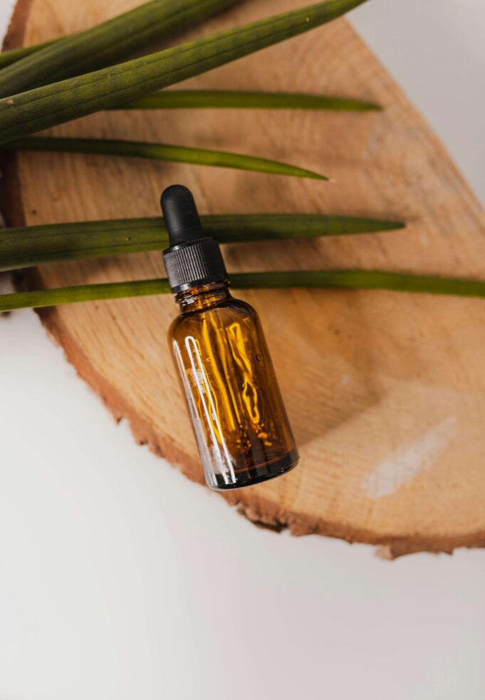 Can I Leave Tea Tree Oil In My Hair Overnight? Can I Leave Tea Tree Oil In My Hair Overnight?