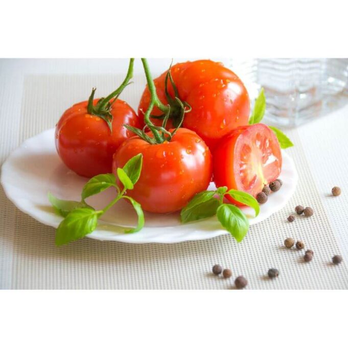 How to Use Tomato for Fair Skin How to Use Tomato for Fair Skin