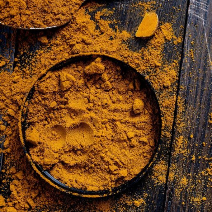 How to use Turmeric for Dark Knuckles How to use Turmeric for Dark Knuckles
