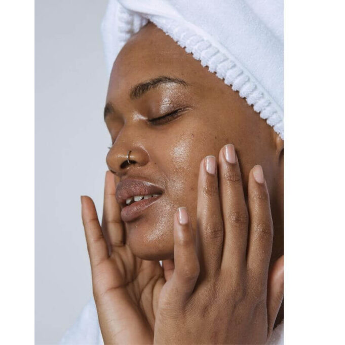 Natural Ways to Get Youthful Glowing Skin Natural Ways to Get Youthful Glowing Skin