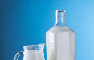 Raw Milk for Skin Whitening – Is It Good? Raw Milk for Skin Whitening - Is It Good?