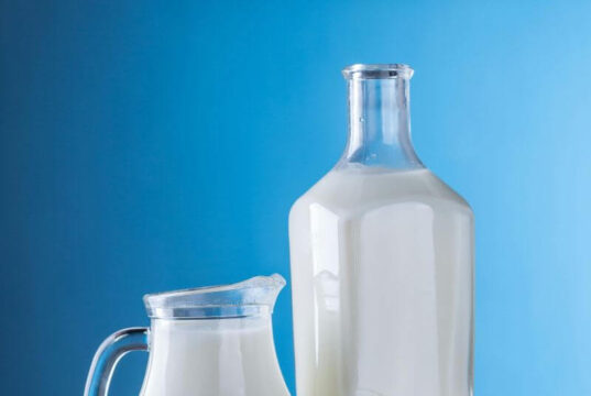 Raw Milk for Skin Whitening – Is It Good? Raw Milk for Skin Whitening - Is It Good?