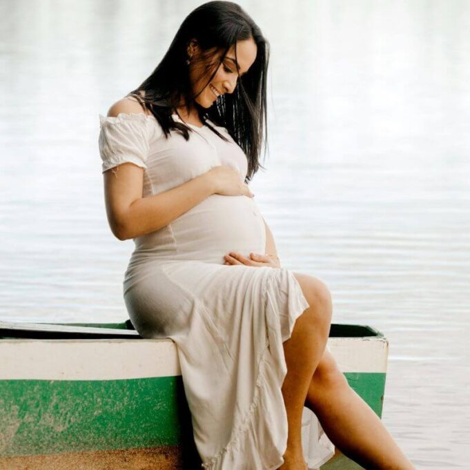 How to Stop Spitting while Pregnant How to Stop Spitting while Pregnant
