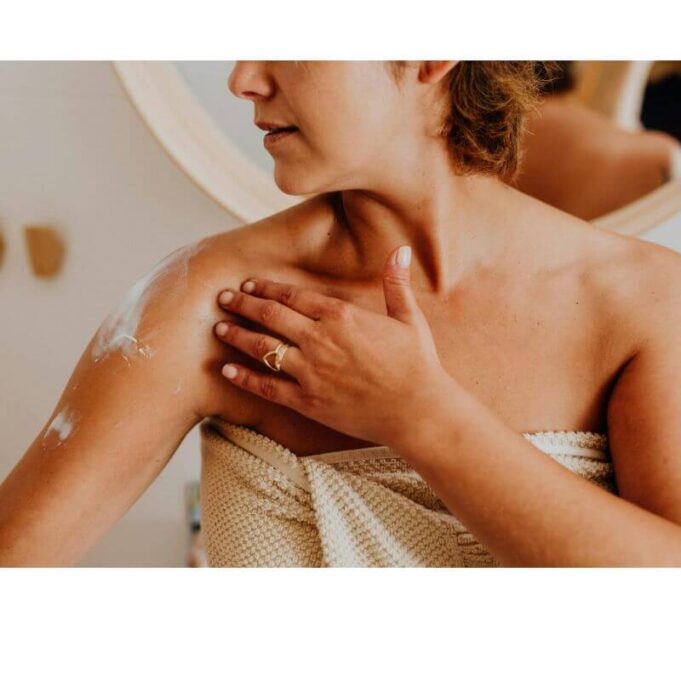Jojoba Oil For Skin: Everything You Need To Know Jojoba Oil For Skin: Everything You Need To Know