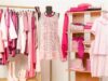 What colors go with pink color