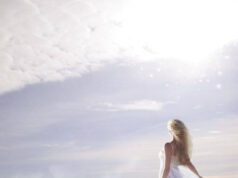 What Does Wearing White Clothes in a Dream Mean? What Does Wearing White Clothes in a Dream Mean?