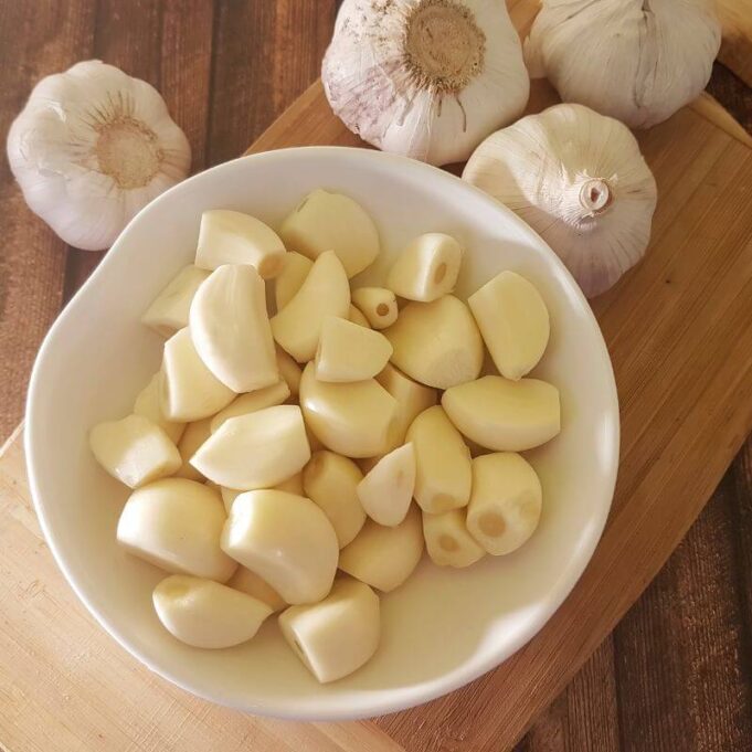 What Happens When You Eat Garlic on An Empty Stomach What Happens When You Eat Garlic on An Empty Stomach