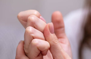 What Happens if You Crack Your Knuckles Too Much What Happens if You Crack Your Knuckles Too Much