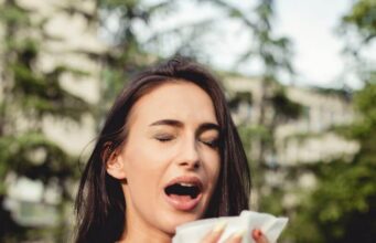 What can Happen if You Hold in a Sneeze What can Happen if You Hold in a Sneeze