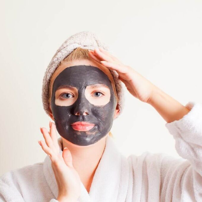 How to Make a Face Mask for Acne How to Make a Face Mask for Acne