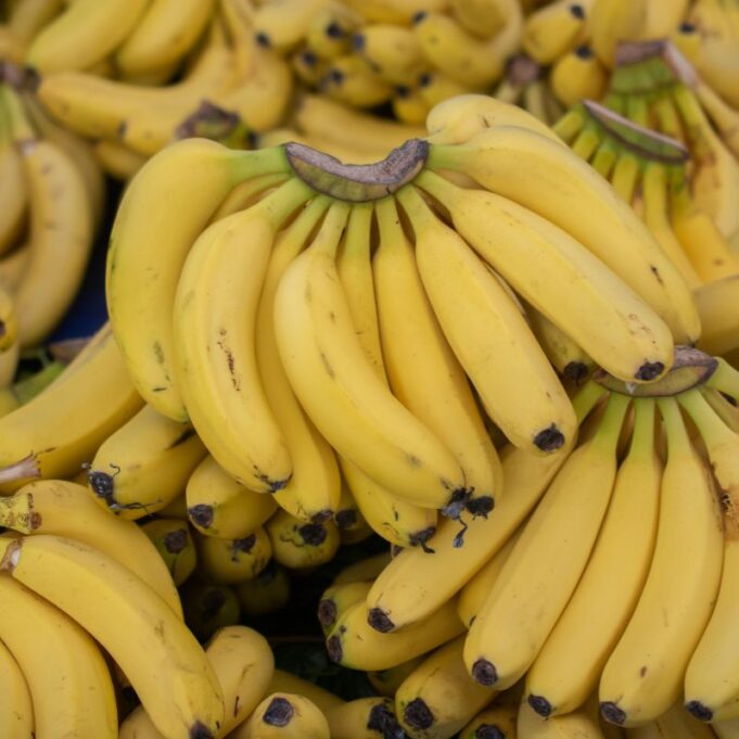 Side Effects of Eating Bananas at Night Side Effects of Eating Bananas at Night