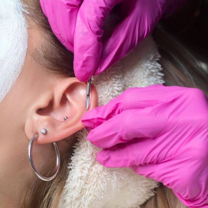 How to Pierce Vertical Labret. A Complete Guide How to Pierce Vertical Labret