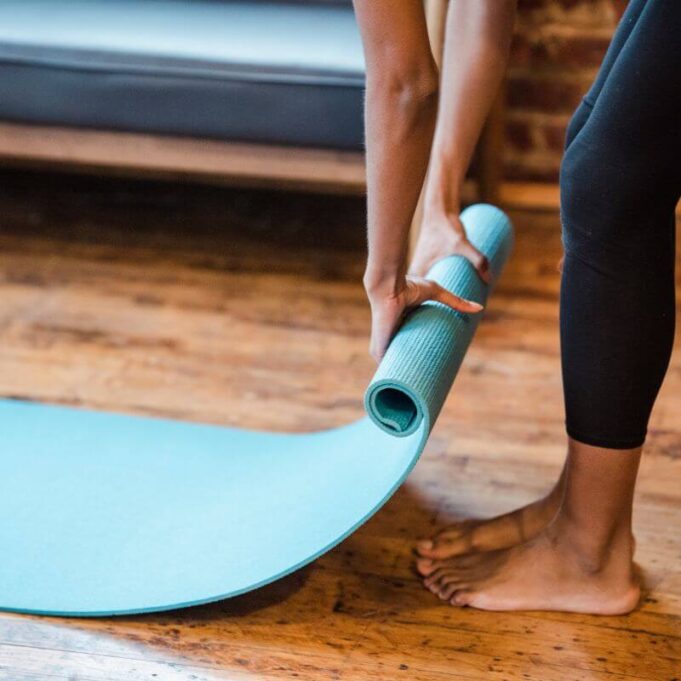 Difference Between Exercise Mat and Yoga Mat Difference Between Exercise Mat and Yoga Mat