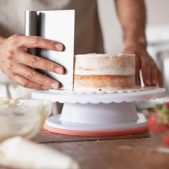 Traditional Marriage Cakes Design For Couples Traditional Marriage Cakes Design For Couples