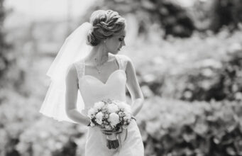 What are the Things a Bride Needs to Buy for Her Wedding?