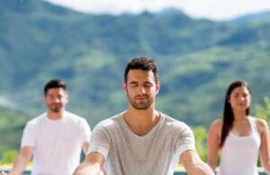 Yoga Meditation. A Comprehensive Guide Yoga Meditation. A Comprehensive Guide