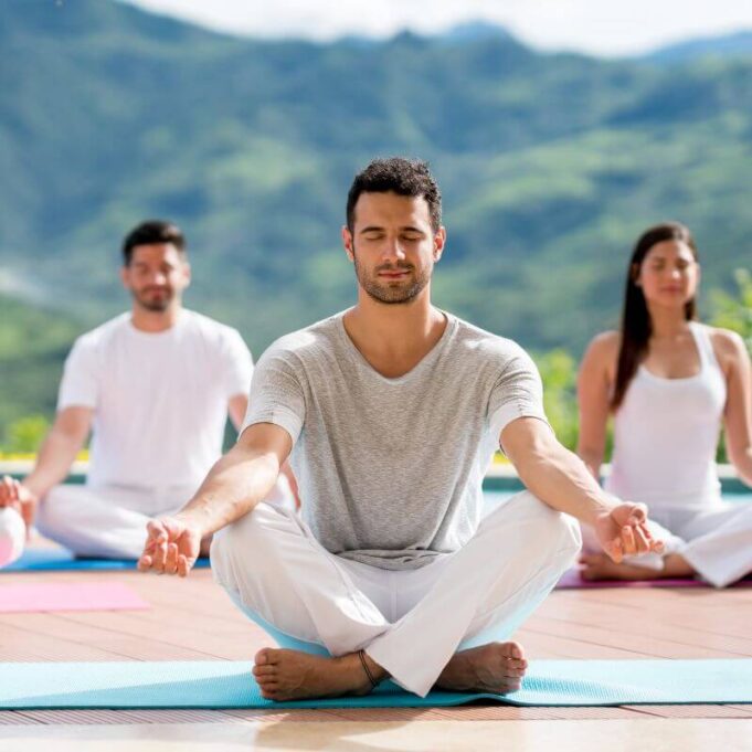 Yoga Meditation. A Comprehensive Guide Yoga Meditation. A Comprehensive Guide