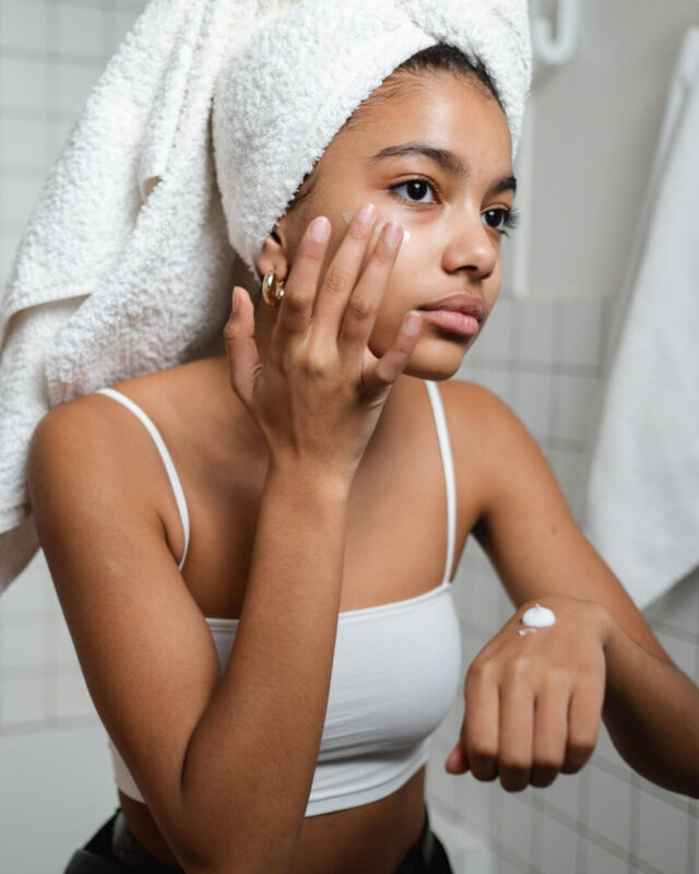 Best Face Wash for Oily Skin and Blackheads: What Actually Works?