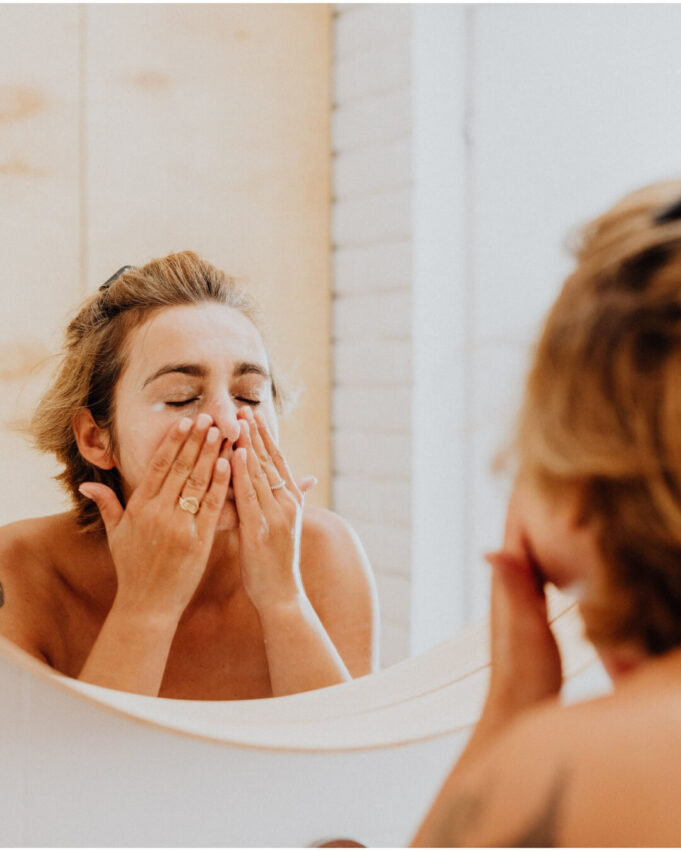 How to Build a Simple Skincare Routine for Oily Skin How to Build a Simple Skincare Routine for Oily Skin